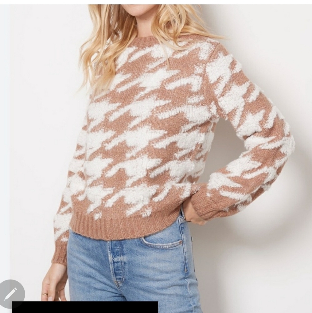Line & Dot Sweater - Picture 2 of 6